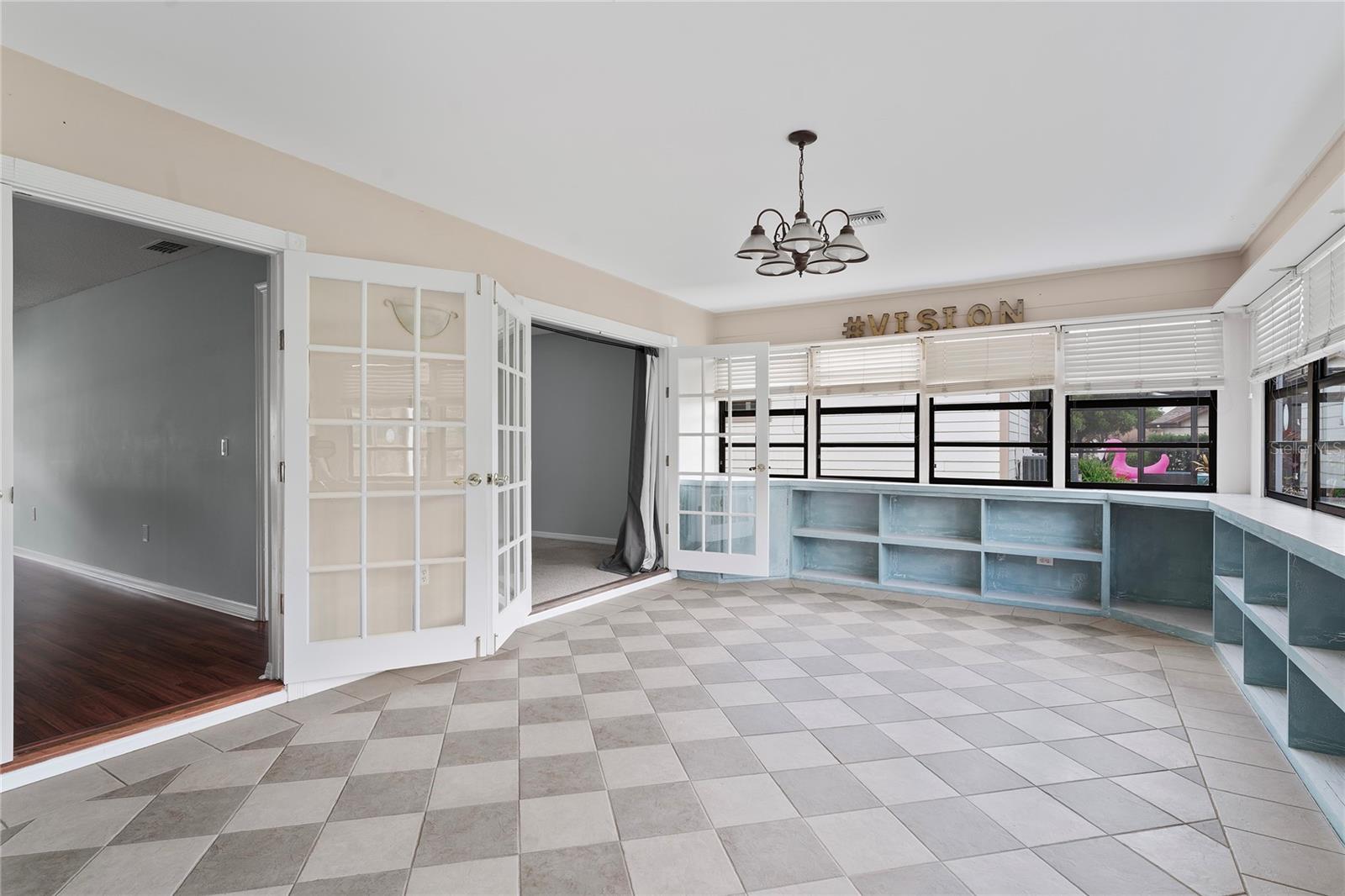 Image 24 of 71 For 8107 Greenside Lane