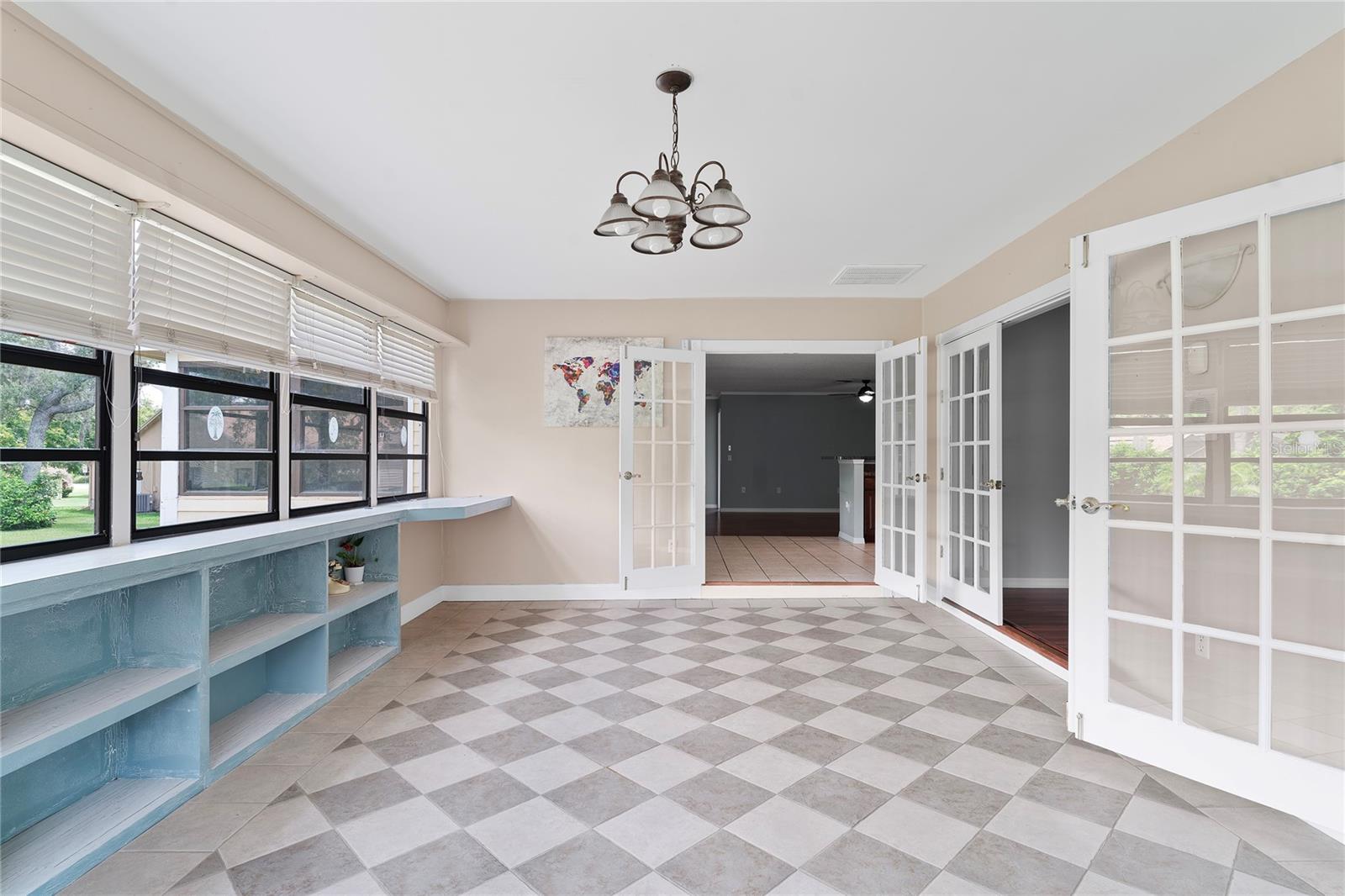 Image 26 of 71 For 8107 Greenside Lane