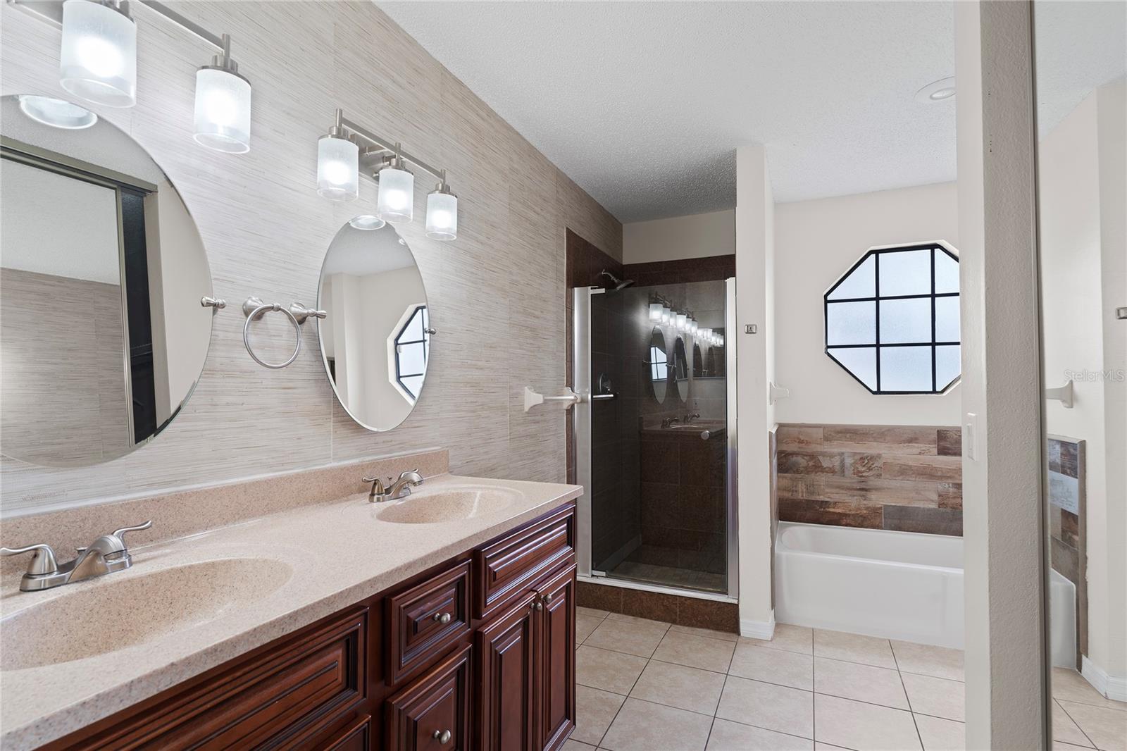 Image 33 of 71 For 8107 Greenside Lane