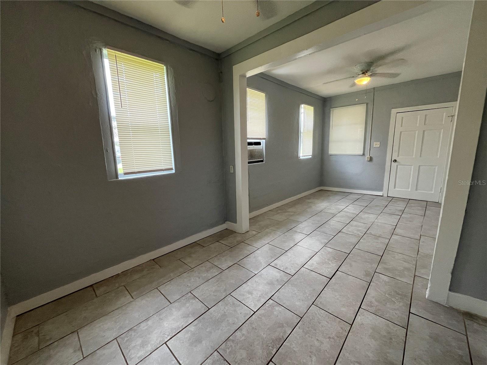 Image 3 of 7 For 715 10th Street