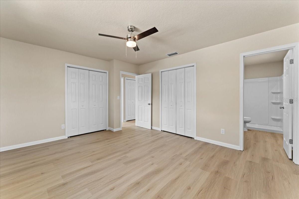 Image 16 of 37 For 928 59th Street W