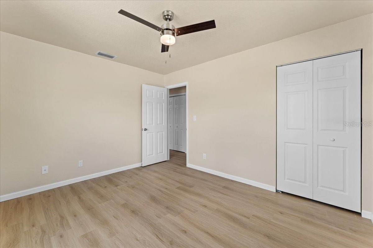 Image 24 of 37 For 928 59th Street W