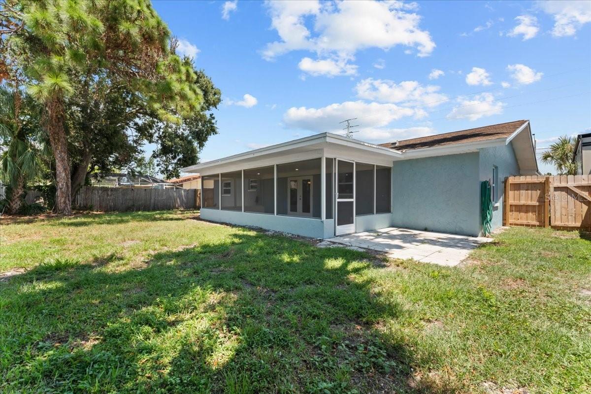 Image 29 of 37 For 928 59th Street W