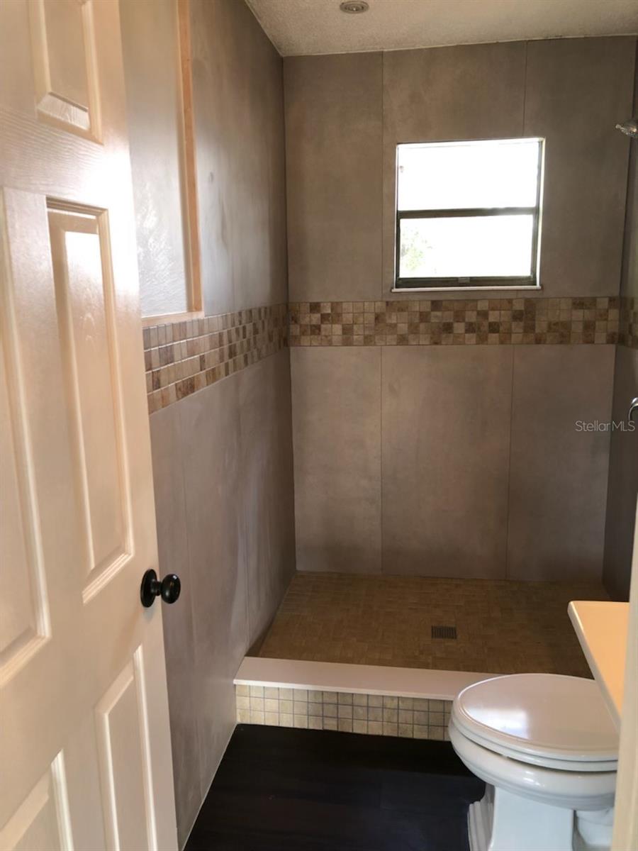 Image 12 of 35 For 8124 Cormel Street