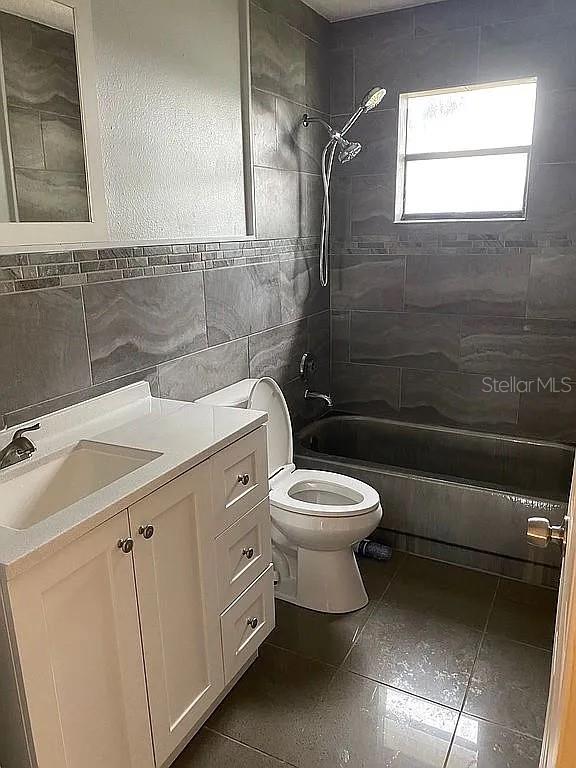Image 17 of 35 For 8124 Cormel Street