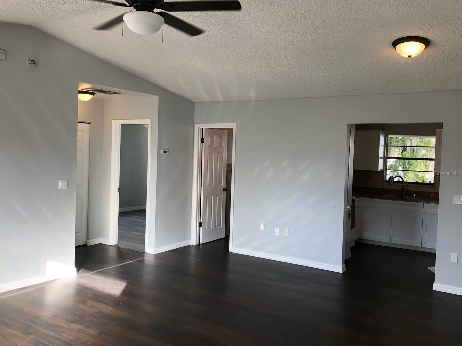 Image 7 of 35 For 8124 Cormel Street