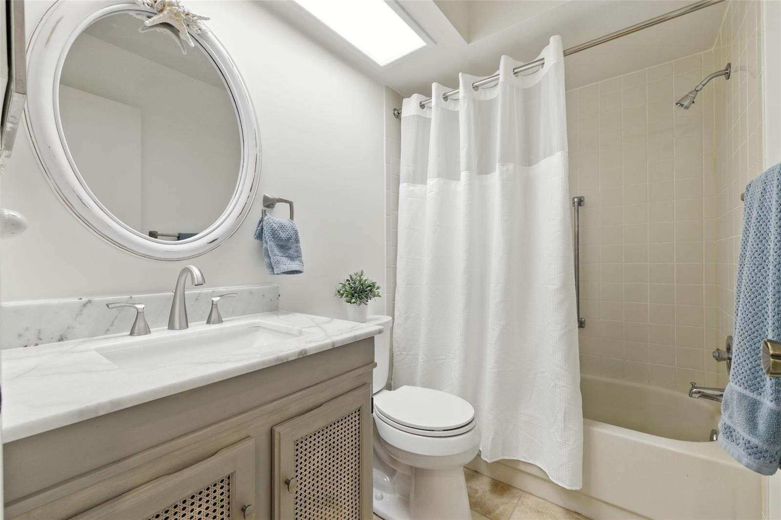 Image 16 of 23 For 460 Paula Drive 207