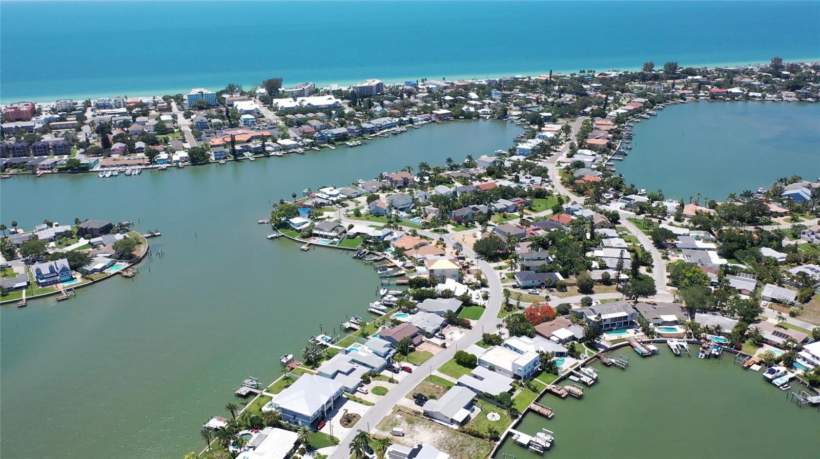 Image 15 of 23 For 1401 Gulf Boulevard 10