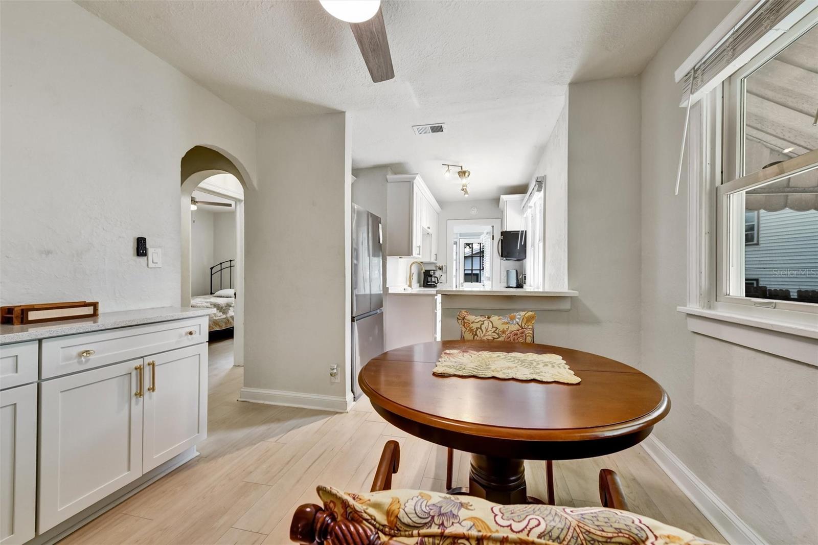 Image 11 of 31 For 919 29th Street N