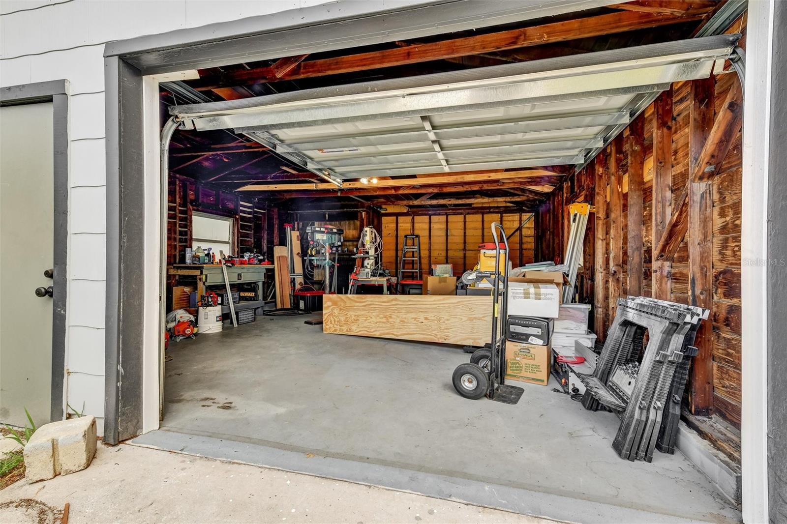Image 30 of 31 For 919 29th Street N