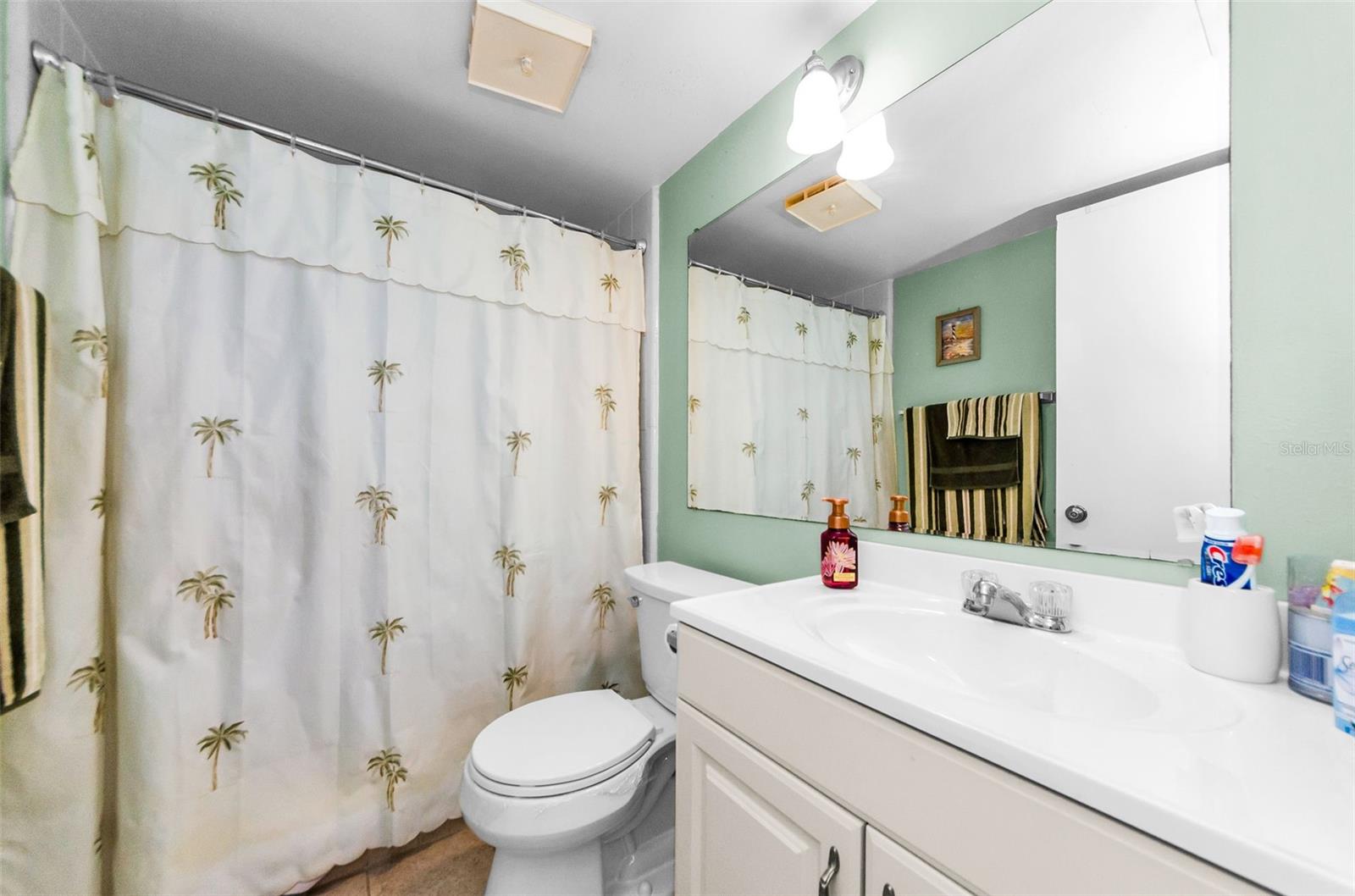 Image 12 of 31 For 2575 Pine Ridge Way S E1