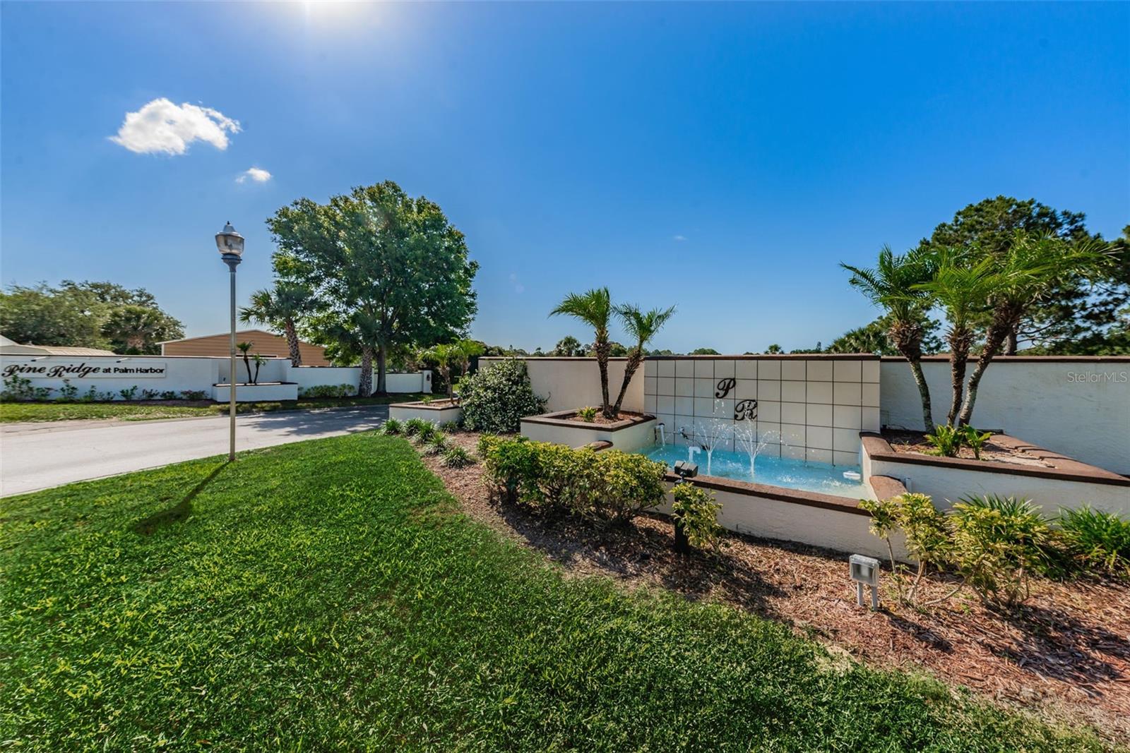 Image 17 of 31 For 2575 Pine Ridge Way S E1