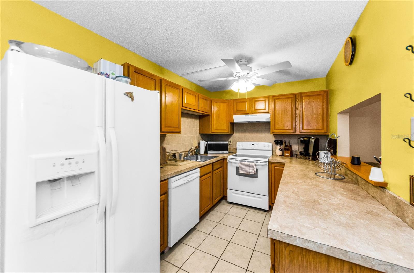 Image 7 of 31 For 2575 Pine Ridge Way S E1