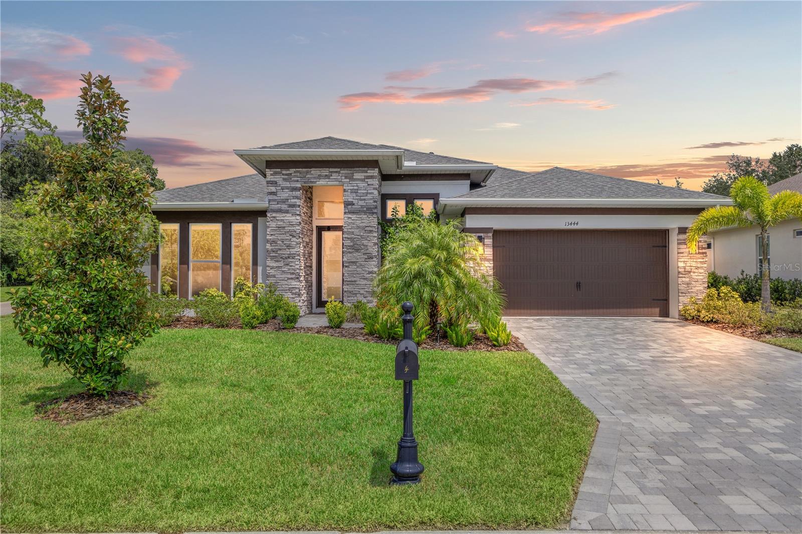 Details for 13444 Trailing Moss Drive, DADE CITY, FL 33525