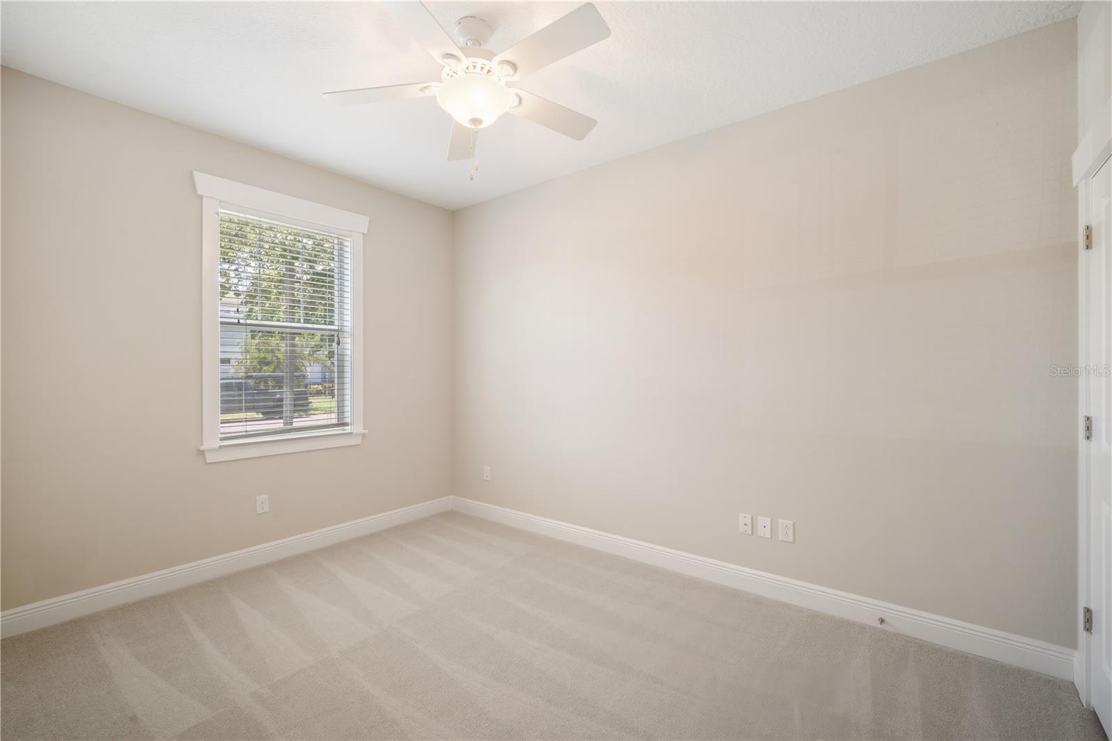 Image 6 of 27 For 2505 North A Street 2