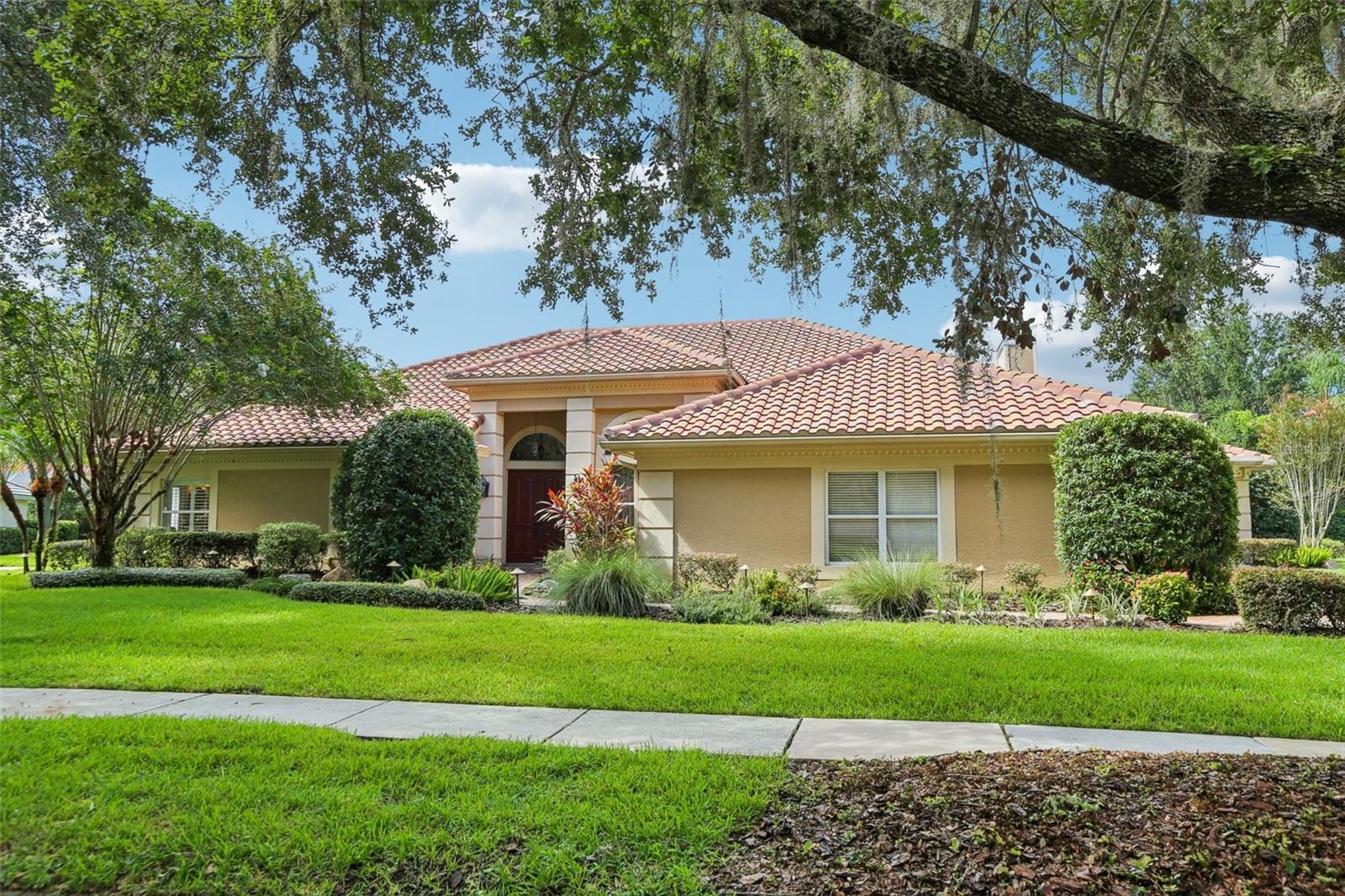 Details for 8939 Magnolia Chase Circle, TAMPA, FL 33647