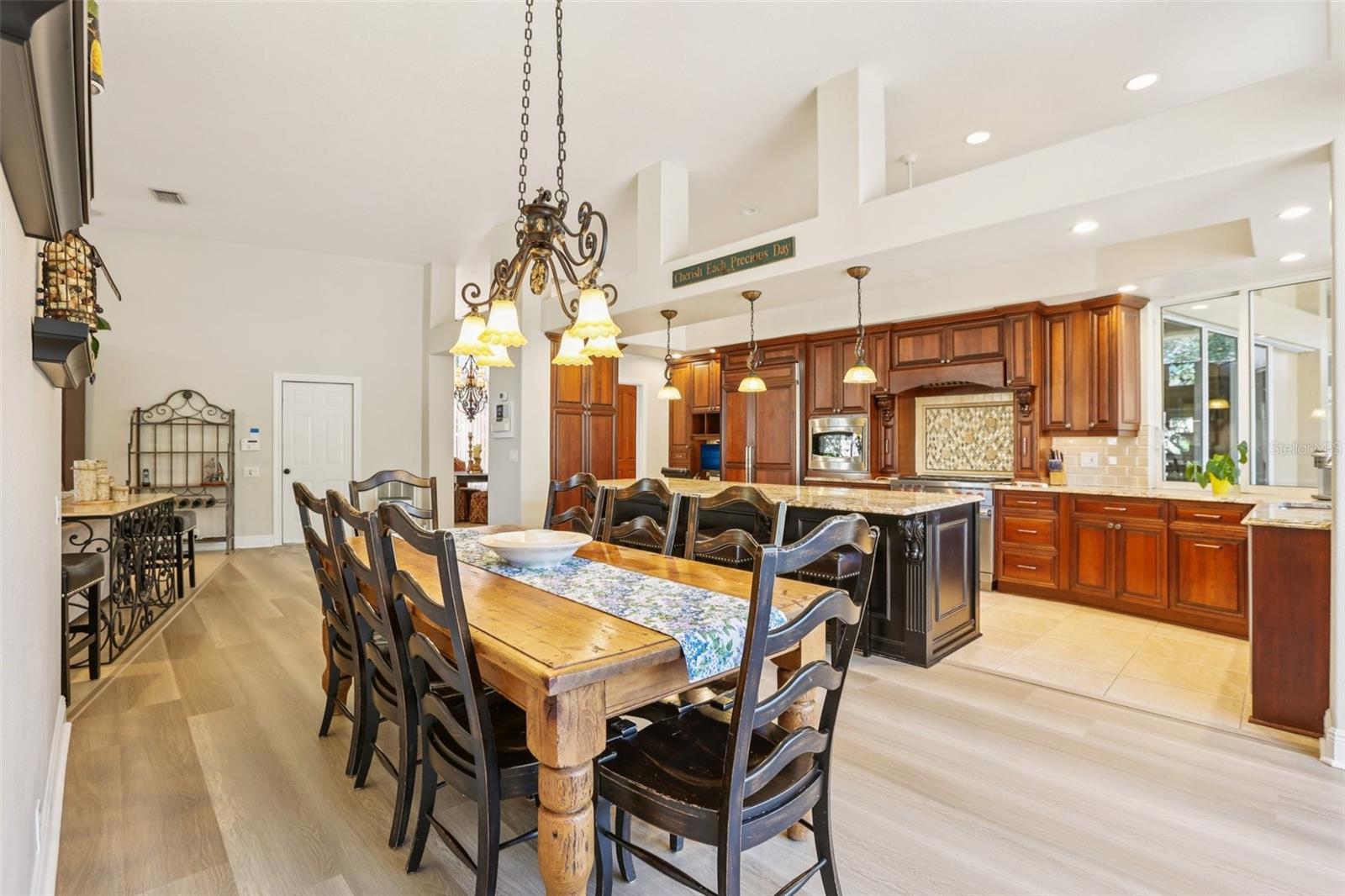 Image 11 of 55 For 8939 Magnolia Chase Circle