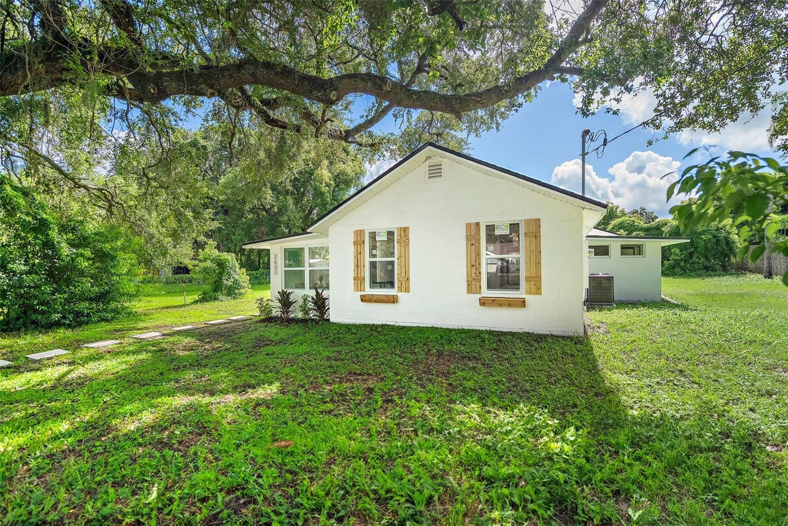 Image 3 of 26 For 2602 Elm Street