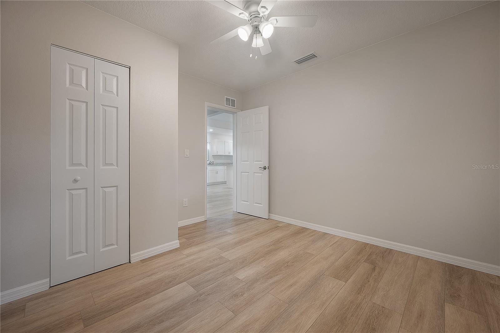 Image 14 of 17 For 2307 Osborne Avenue 101