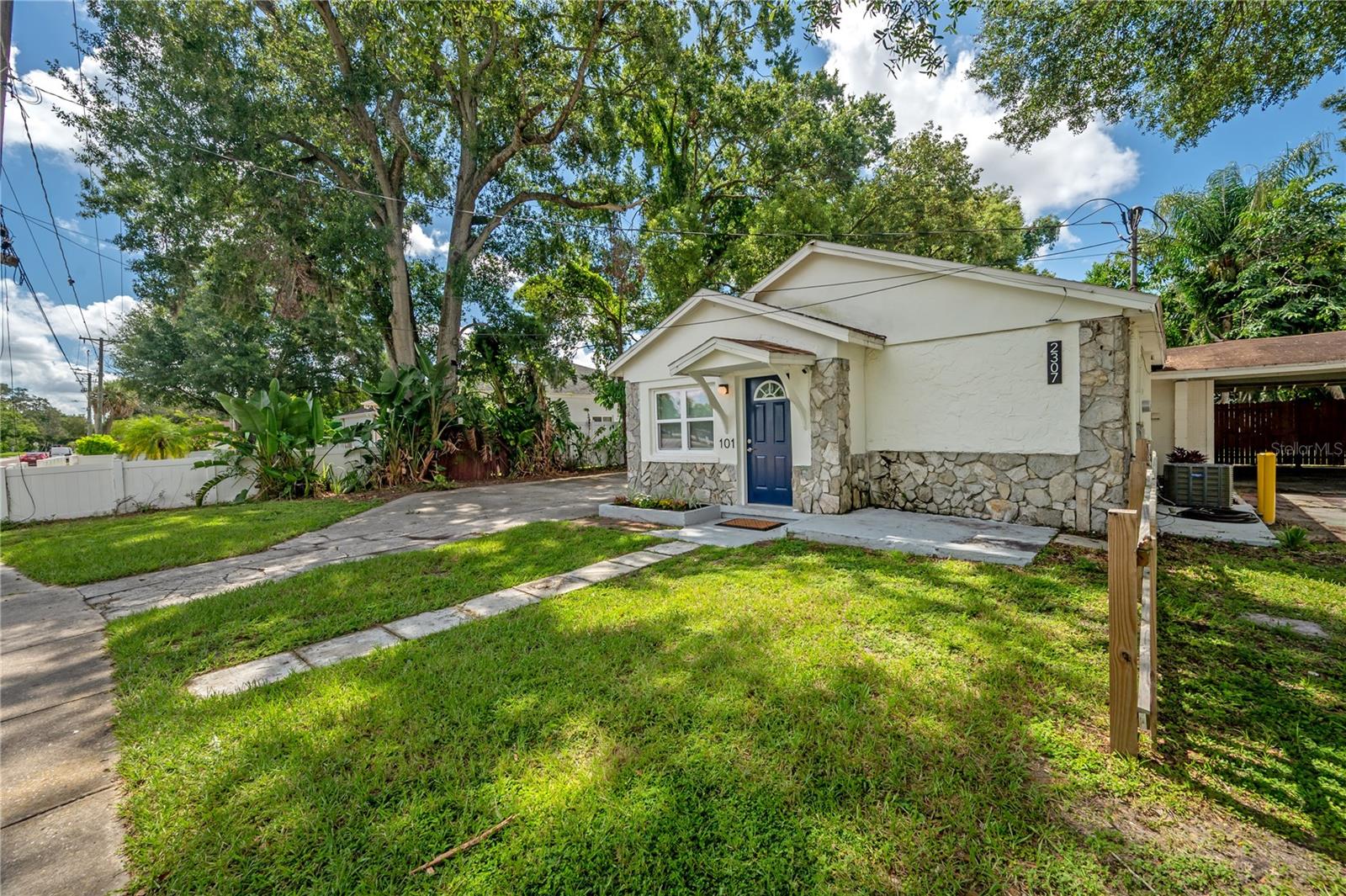 Image 16 of 17 For 2307 Osborne Avenue 101