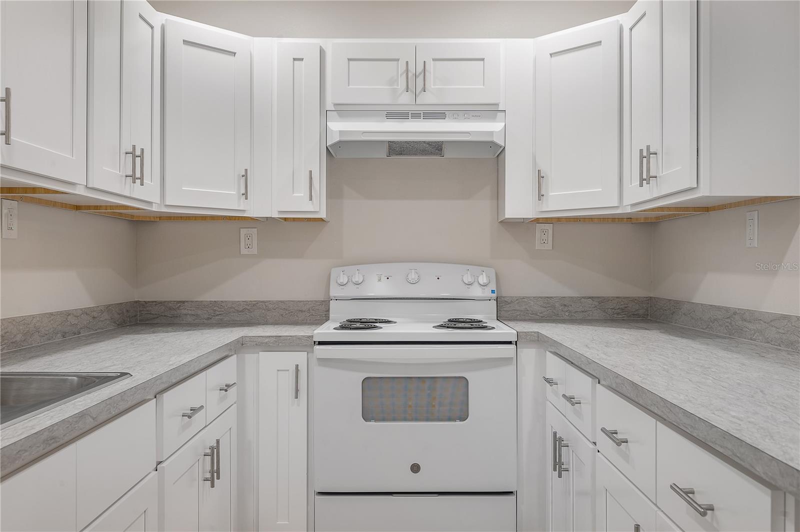 Image 7 of 17 For 2307 Osborne Avenue 101