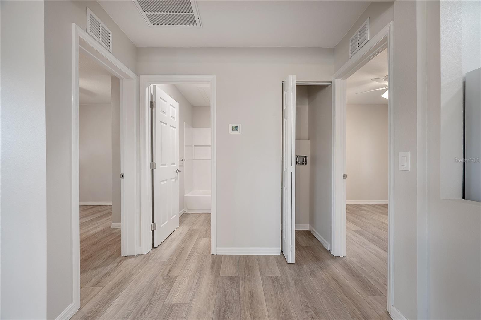 Image 9 of 17 For 2307 Osborne Avenue 101