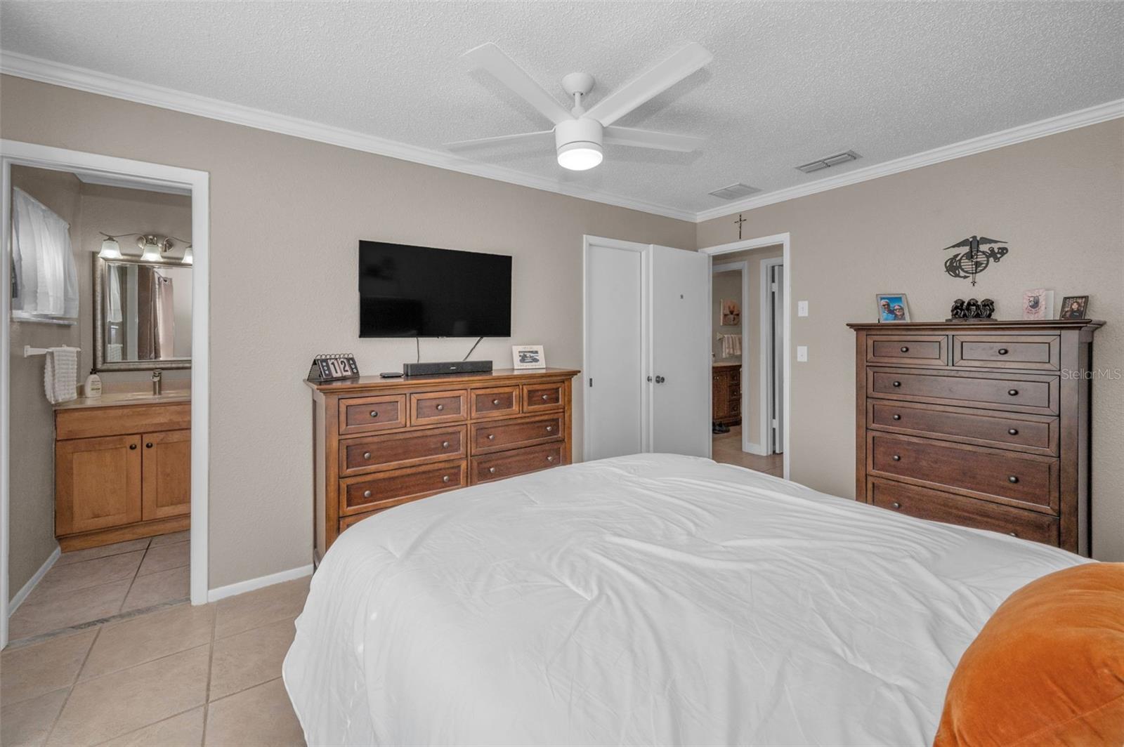 Image 32 of 88 For 12200 Vonn Road 2c