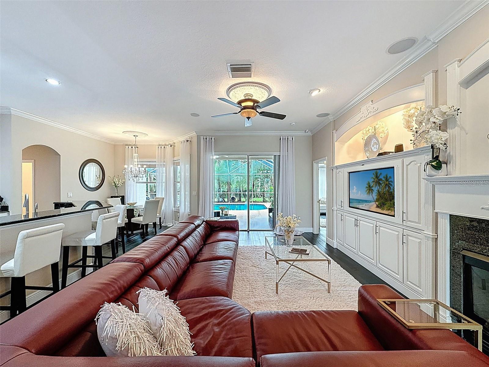 Listing photo id 14 for 10704 Cory Lake Drive