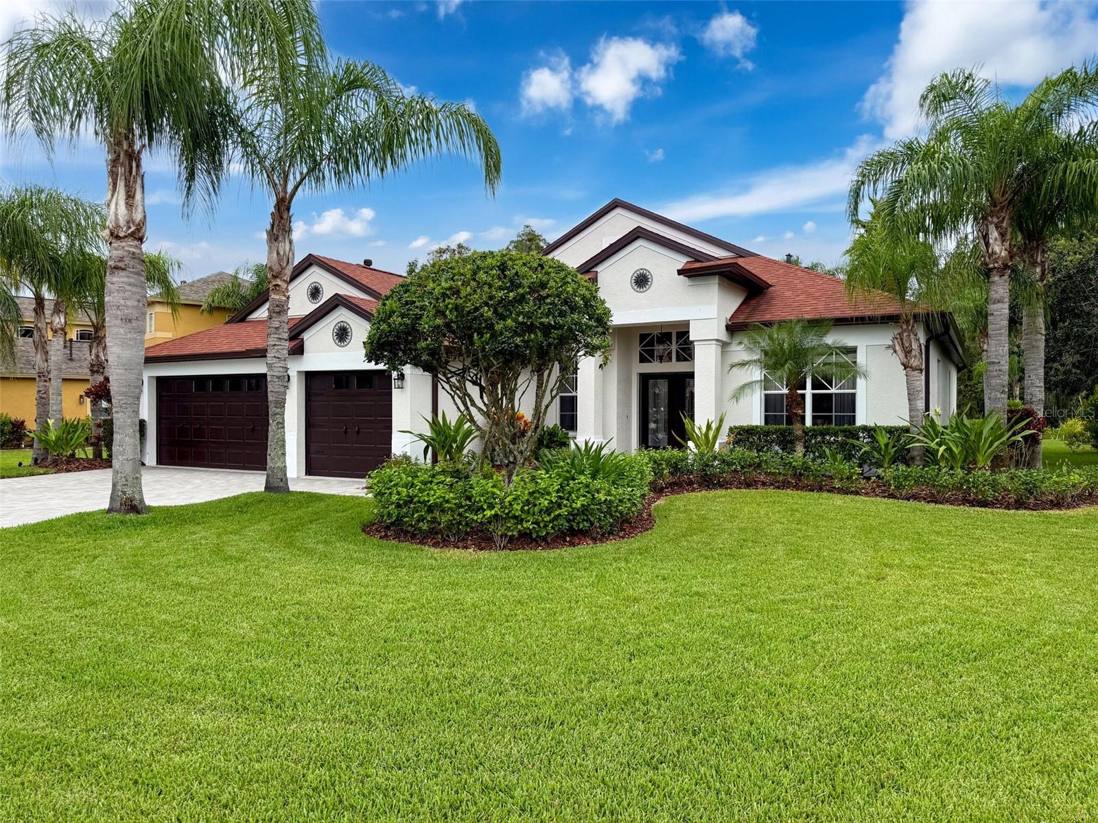 Listing photo id 0 for 10704 Cory Lake Drive