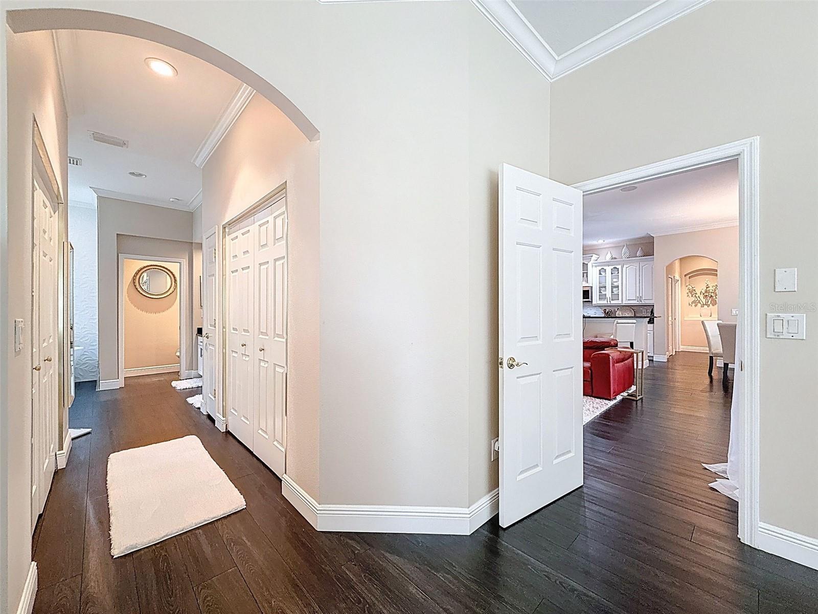 Listing photo id 60 for 10704 Cory Lake Drive