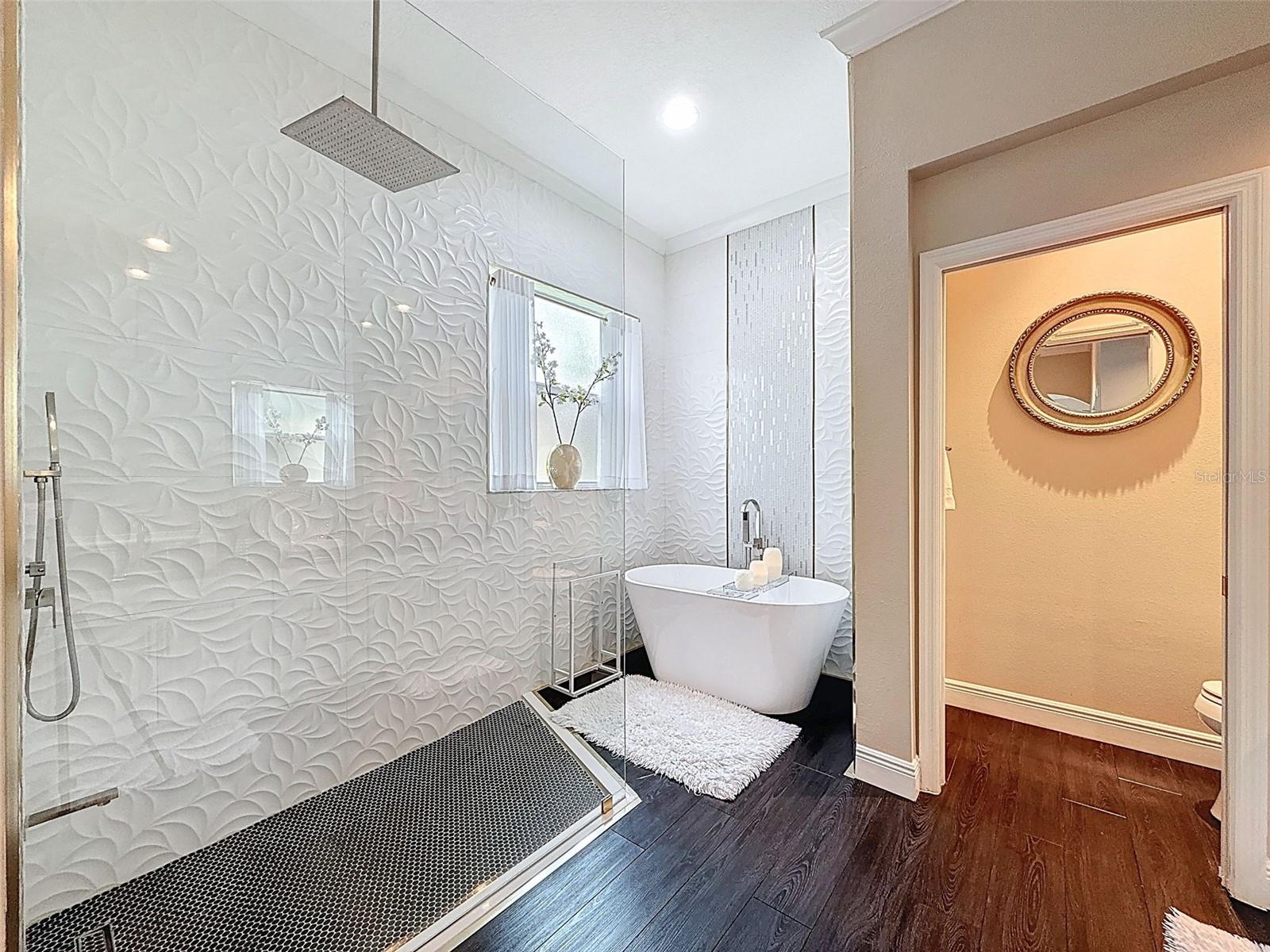 Listing photo id 68 for 10704 Cory Lake Drive