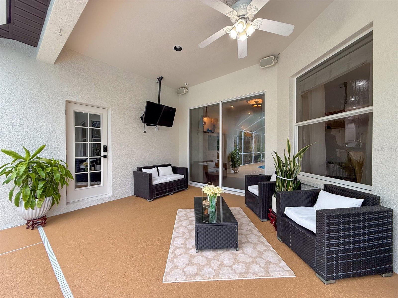 Listing photo id 74 for 10704 Cory Lake Drive