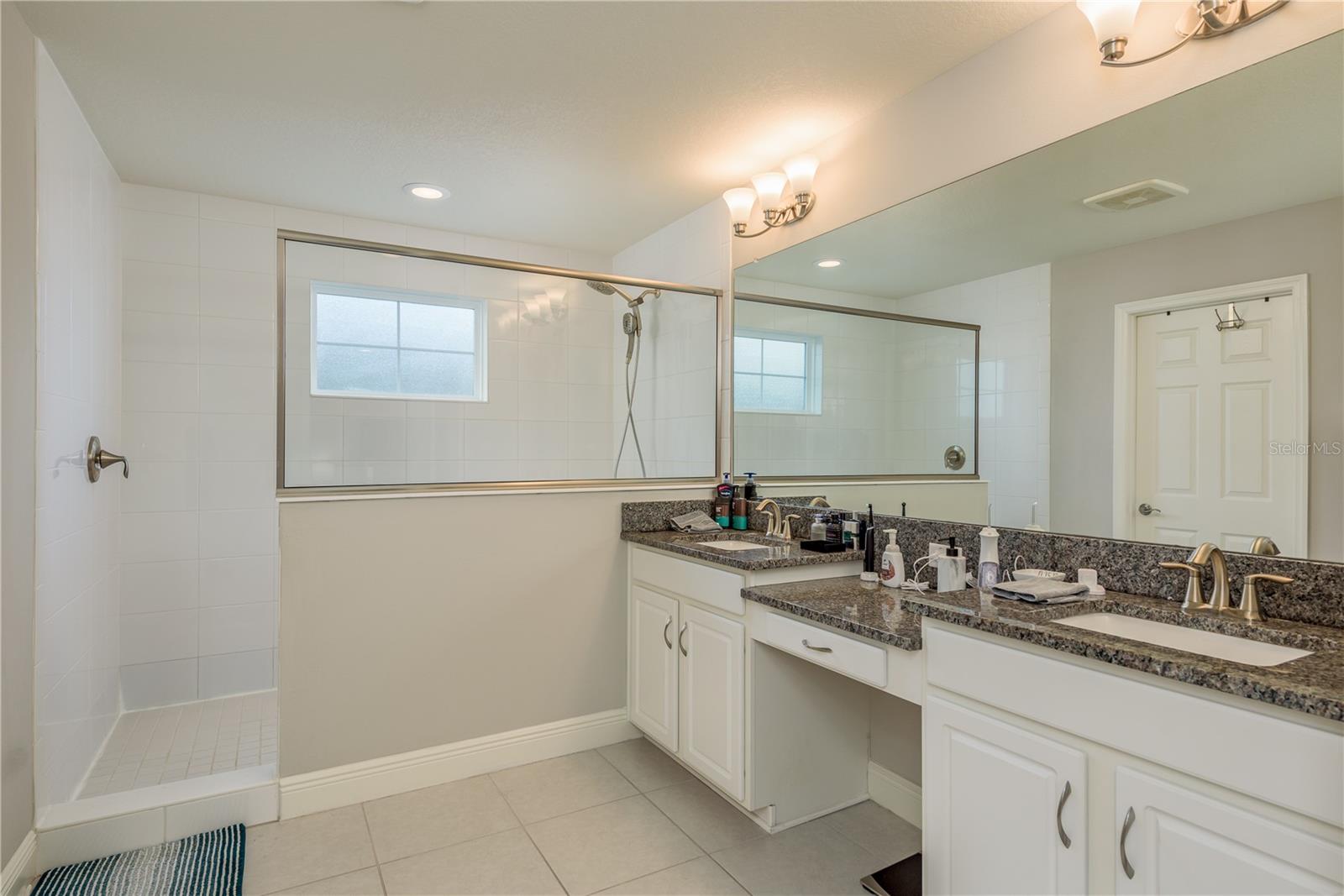 Image 16 of 36 For 5088 Ballantrae Boulevard