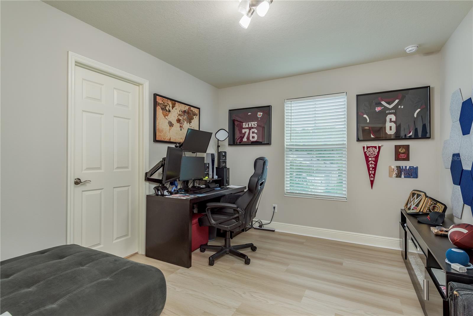 Image 21 of 36 For 5088 Ballantrae Boulevard