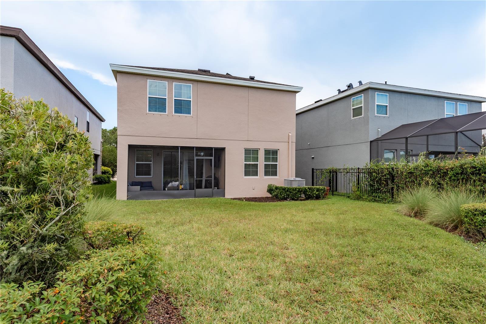 Image 23 of 36 For 5088 Ballantrae Boulevard