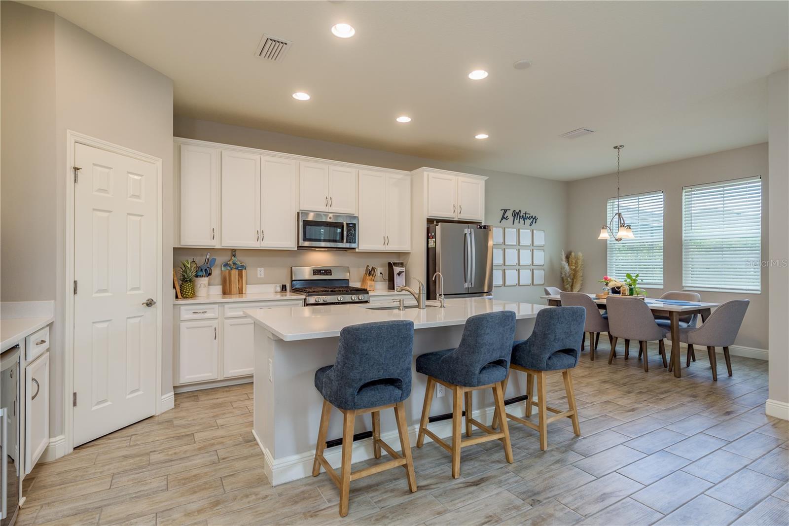 Image 7 of 36 For 5088 Ballantrae Boulevard