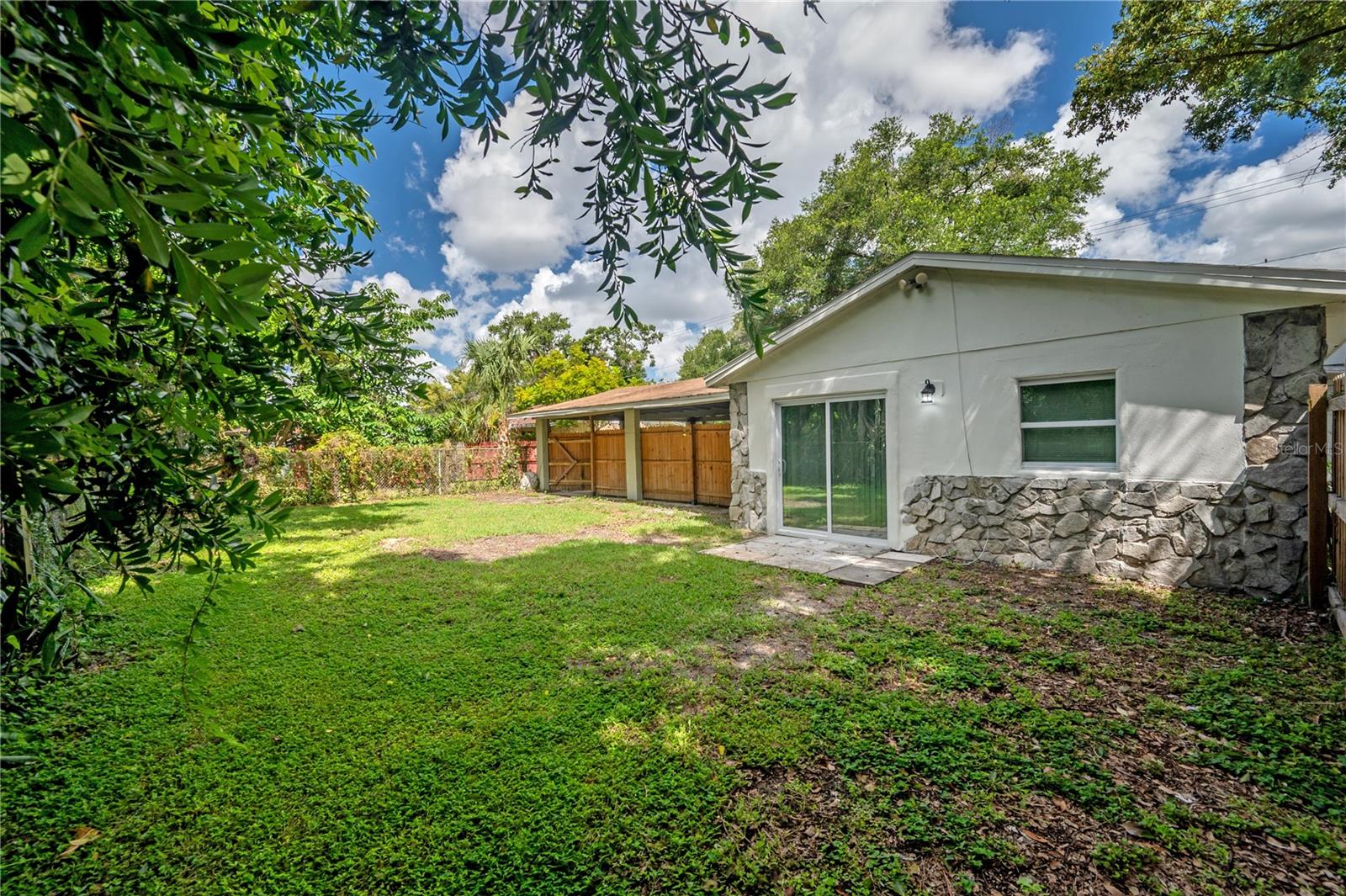 Image 22 of 22 For 2307 Osborne Avenue 102