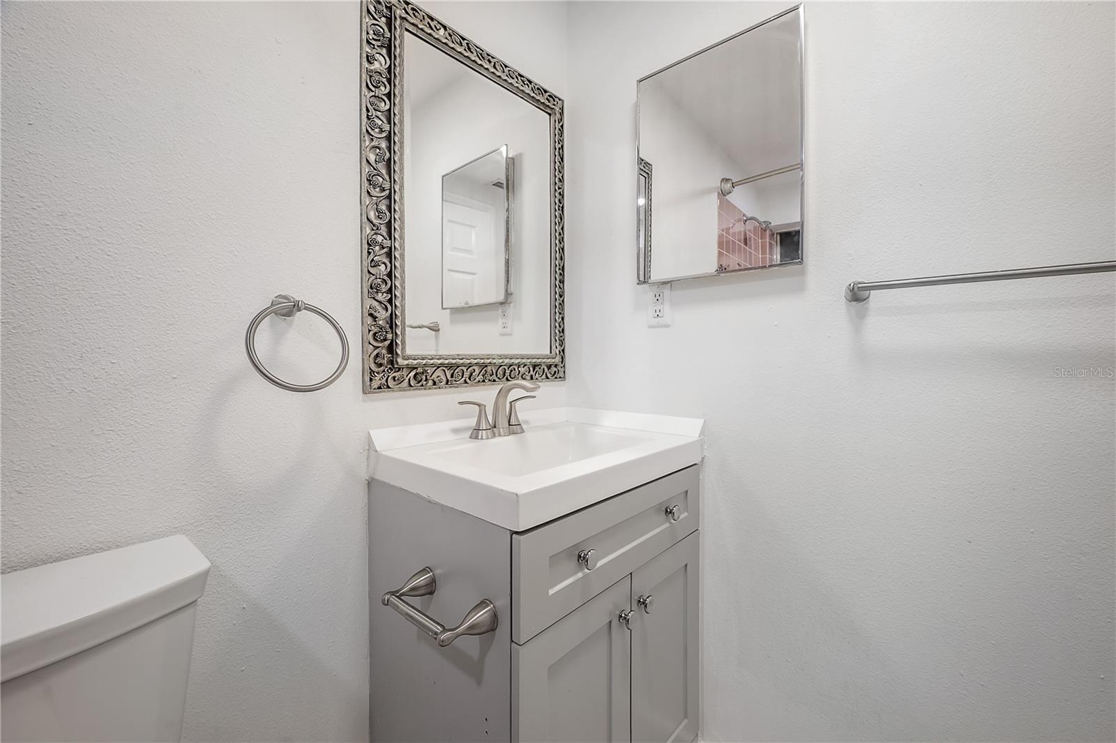 Image 7 of 22 For 2307 Osborne Avenue 102