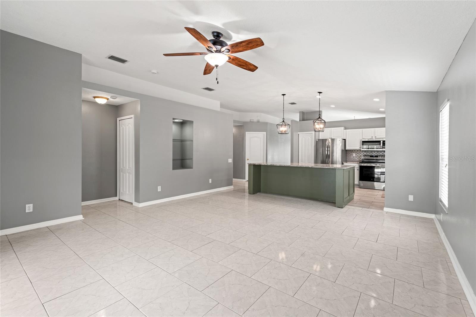 Image 8 of 28 For 4433 Marchmont Boulevard