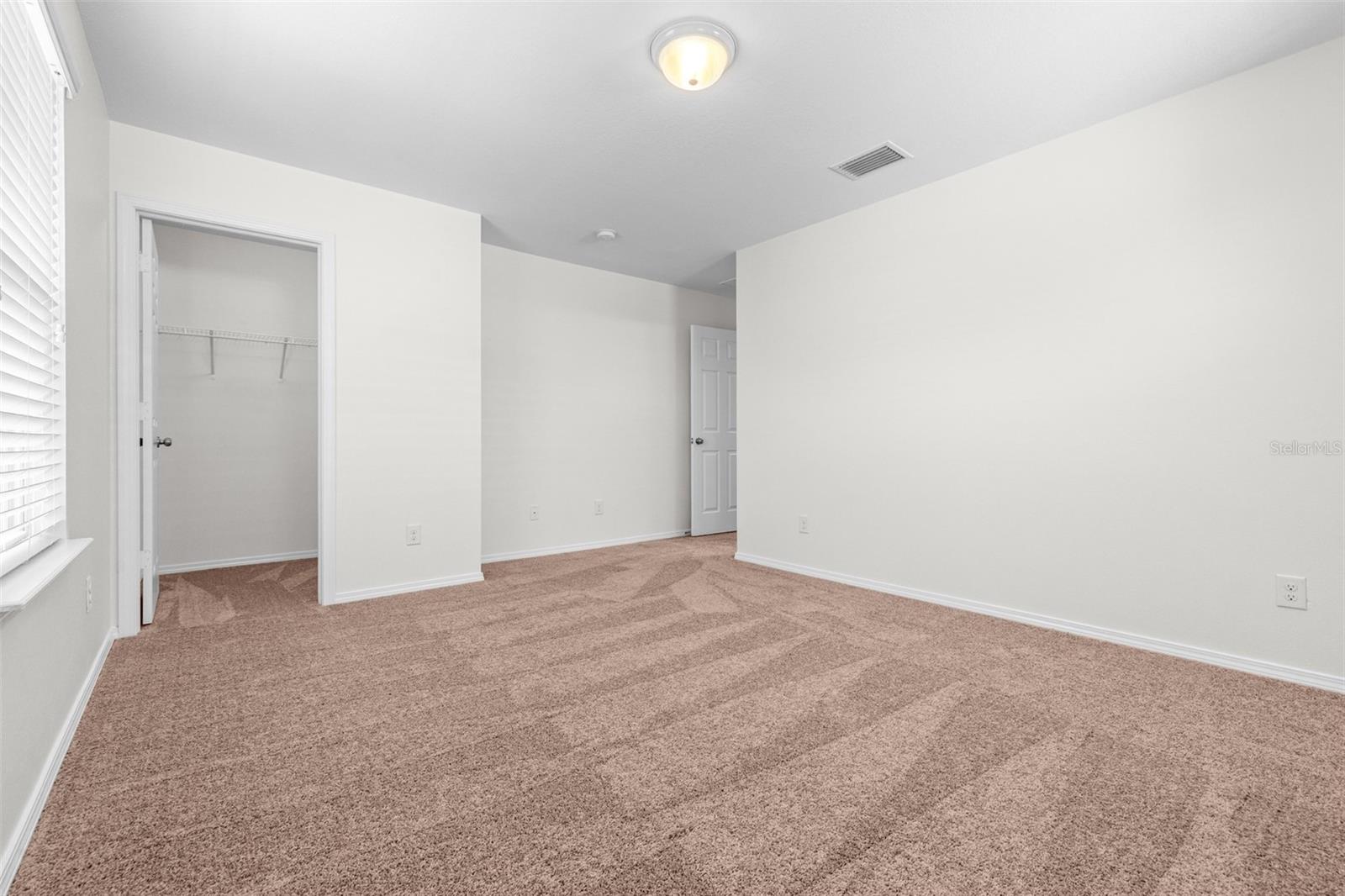 Image 18 of 31 For 9345 American Hickory Lane