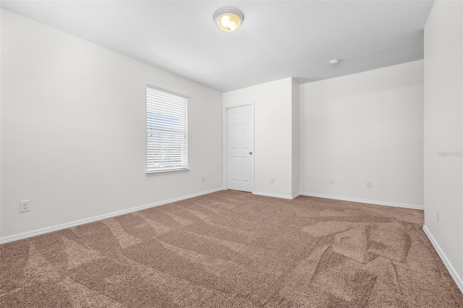Image 19 of 31 For 9345 American Hickory Lane