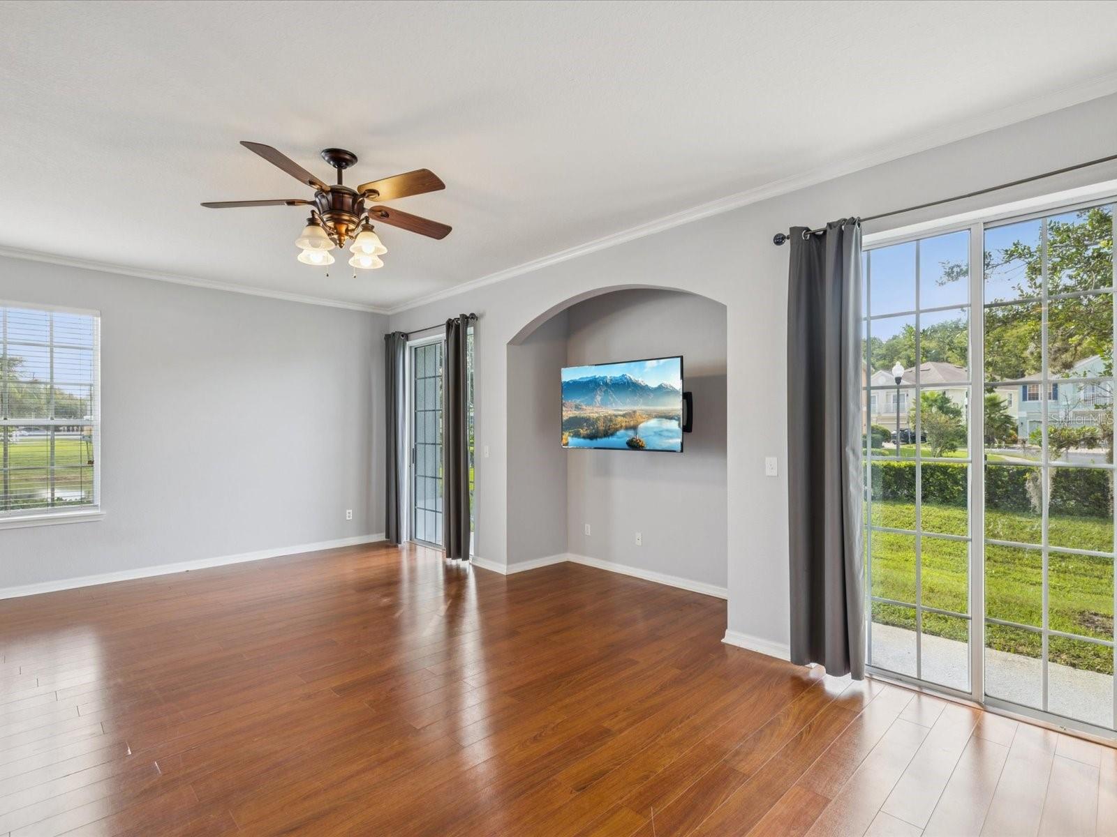 Image 10 of 59 For 8548 Shallow Creek Court