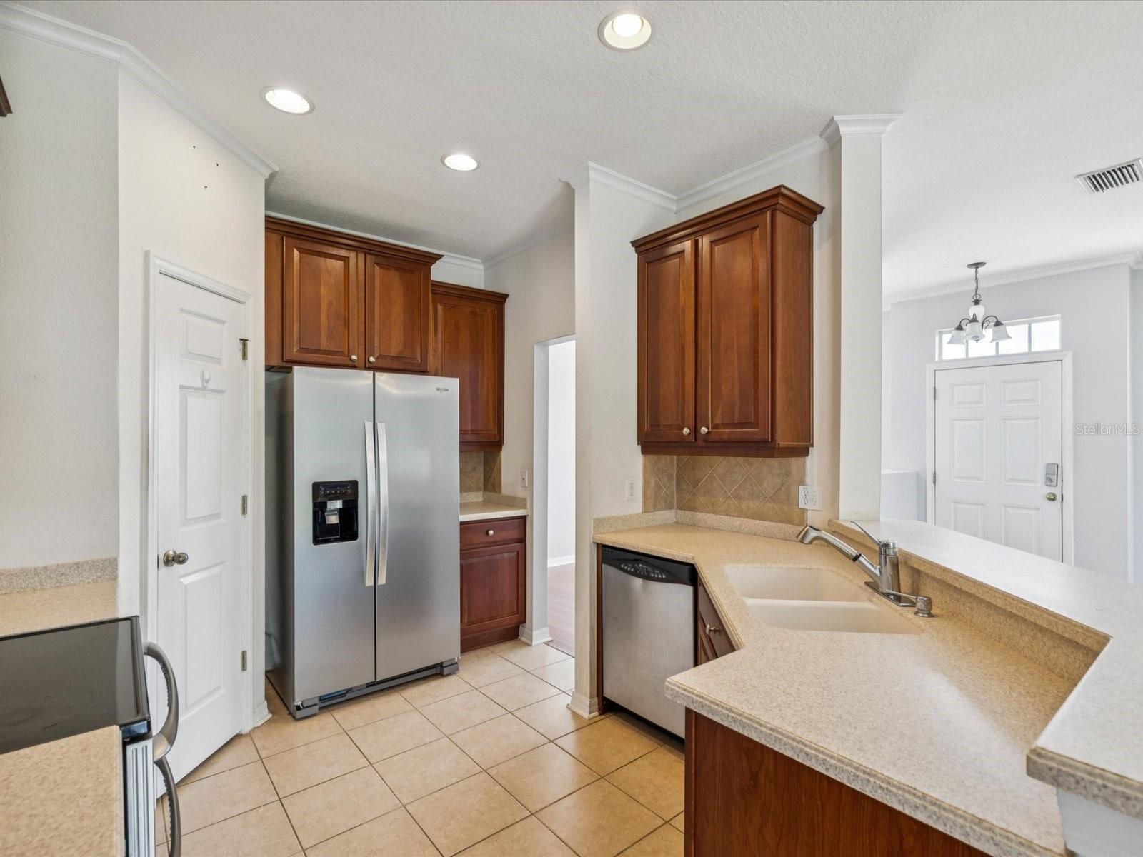Image 13 of 59 For 8548 Shallow Creek Court