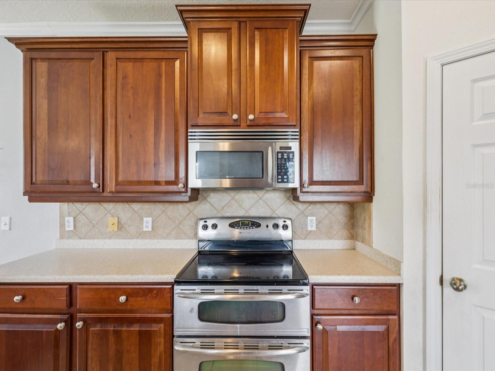 Image 14 of 59 For 8548 Shallow Creek Court