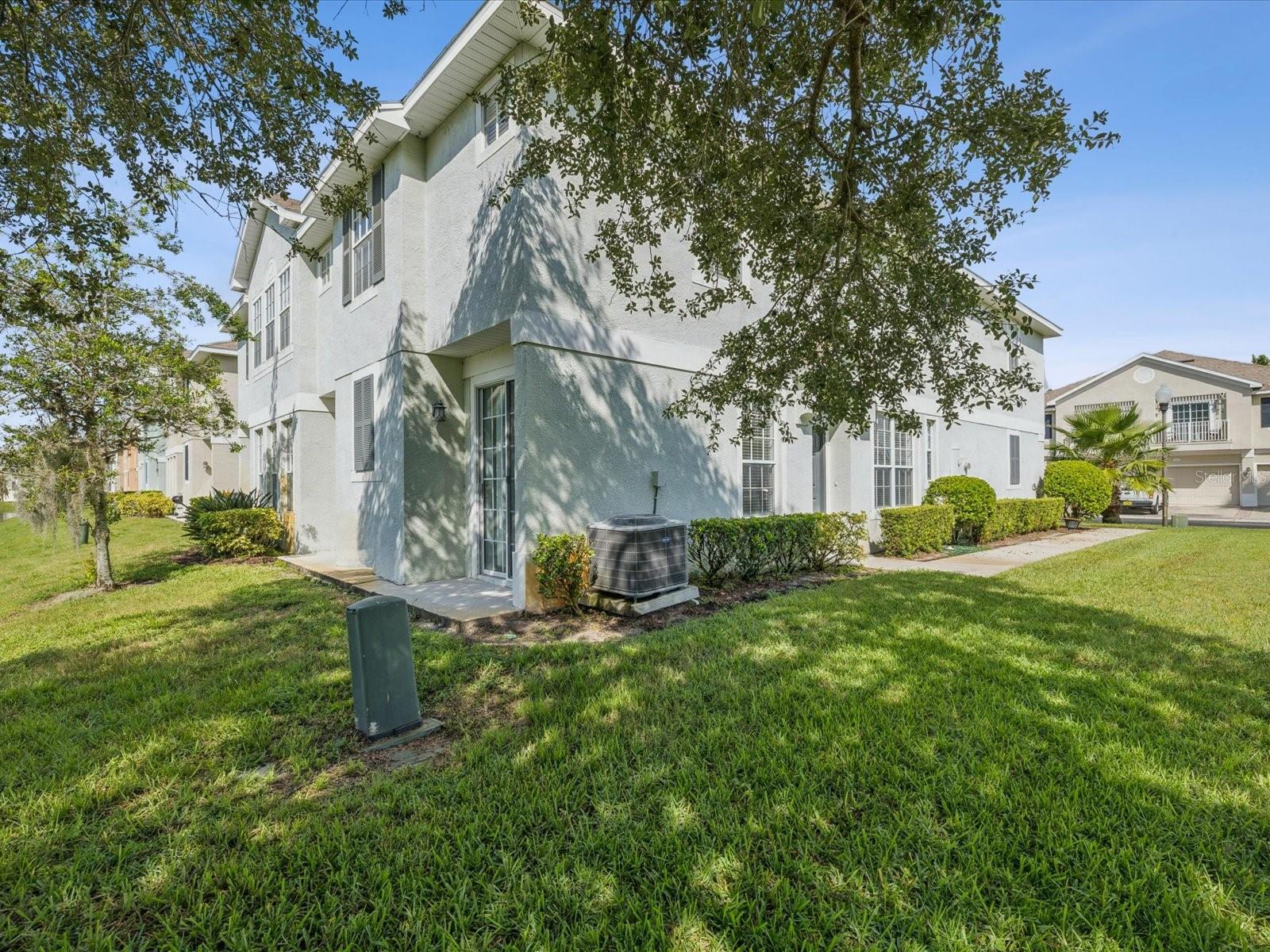 Image 33 of 59 For 8548 Shallow Creek Court