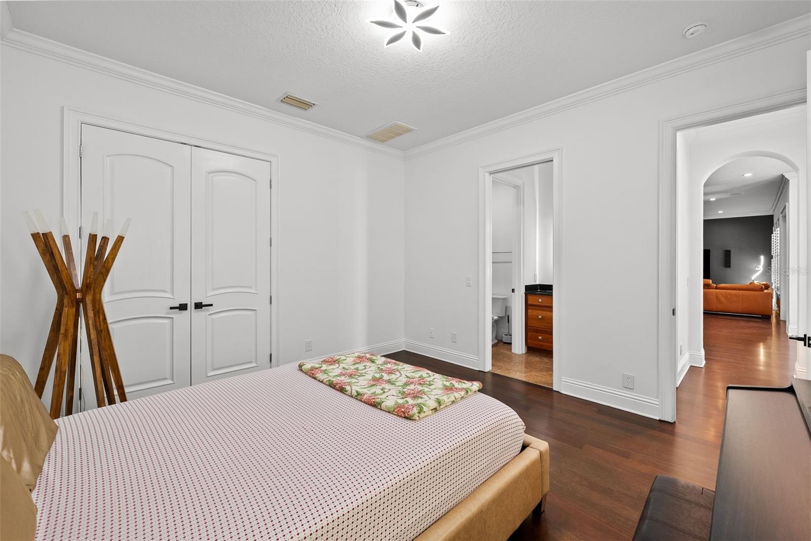 Image 22 of 100 For 4313 Vasconia Street