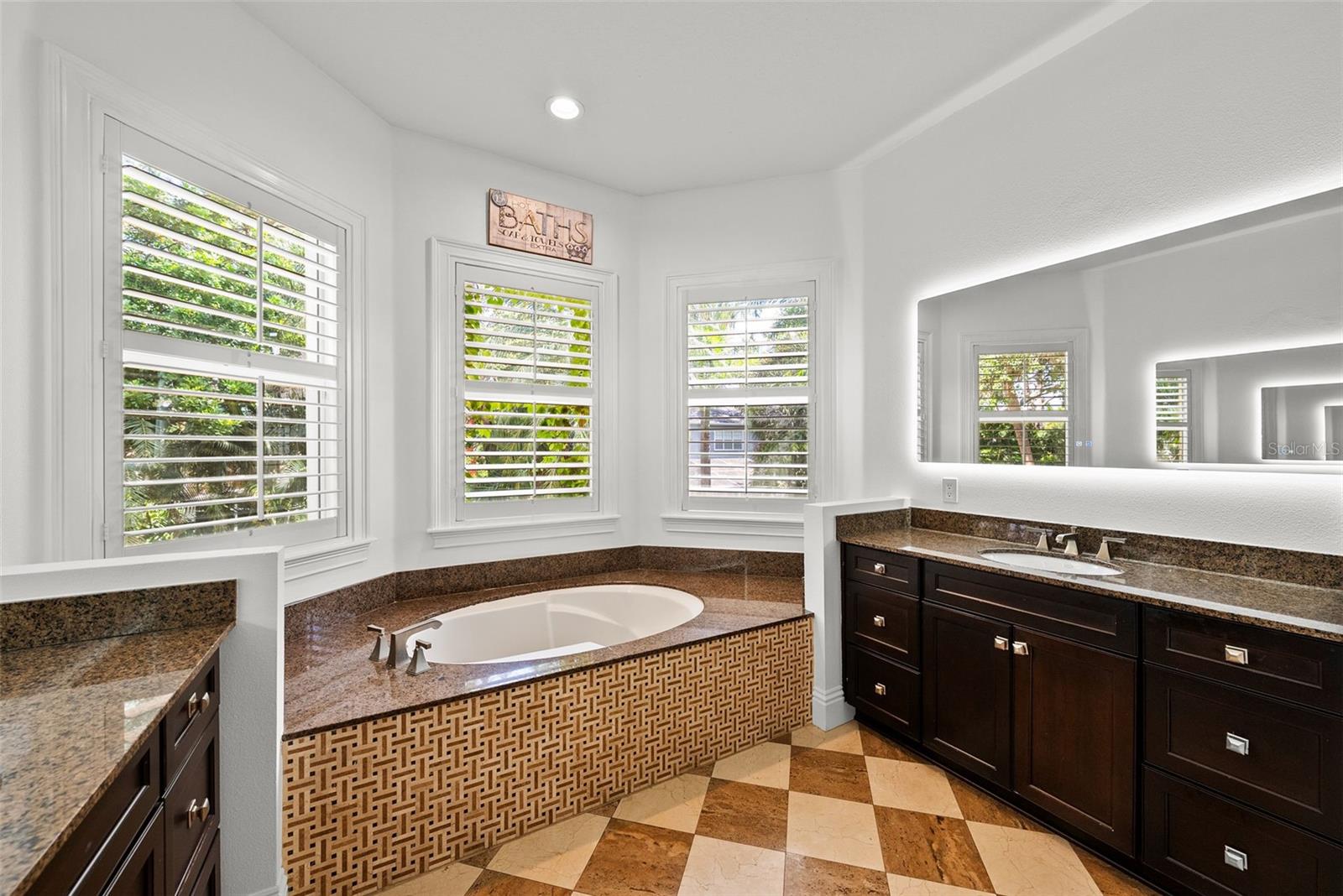 Image 32 of 100 For 4313 Vasconia Street