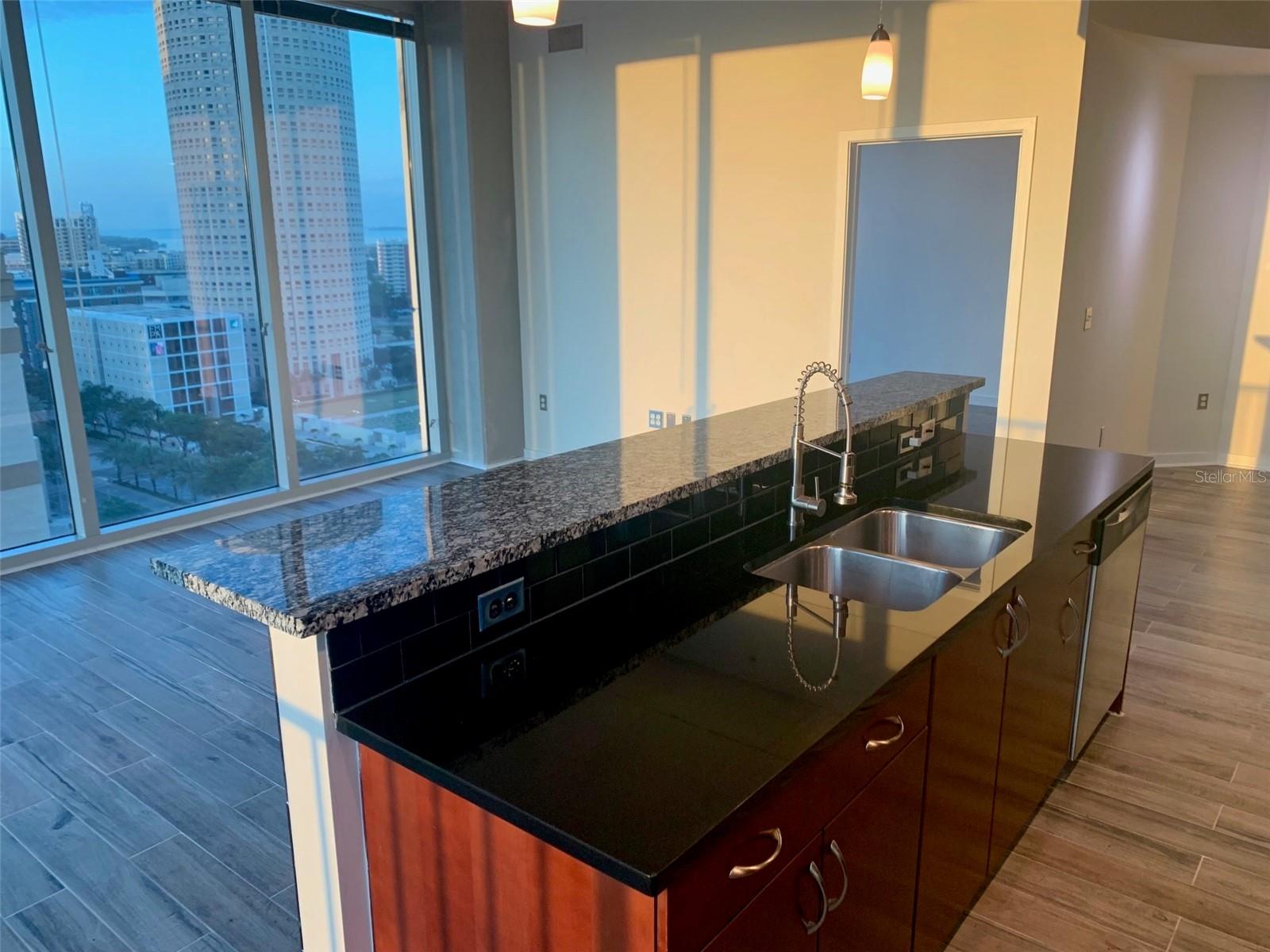 Image 72 of 100 For 4313 Vasconia Street