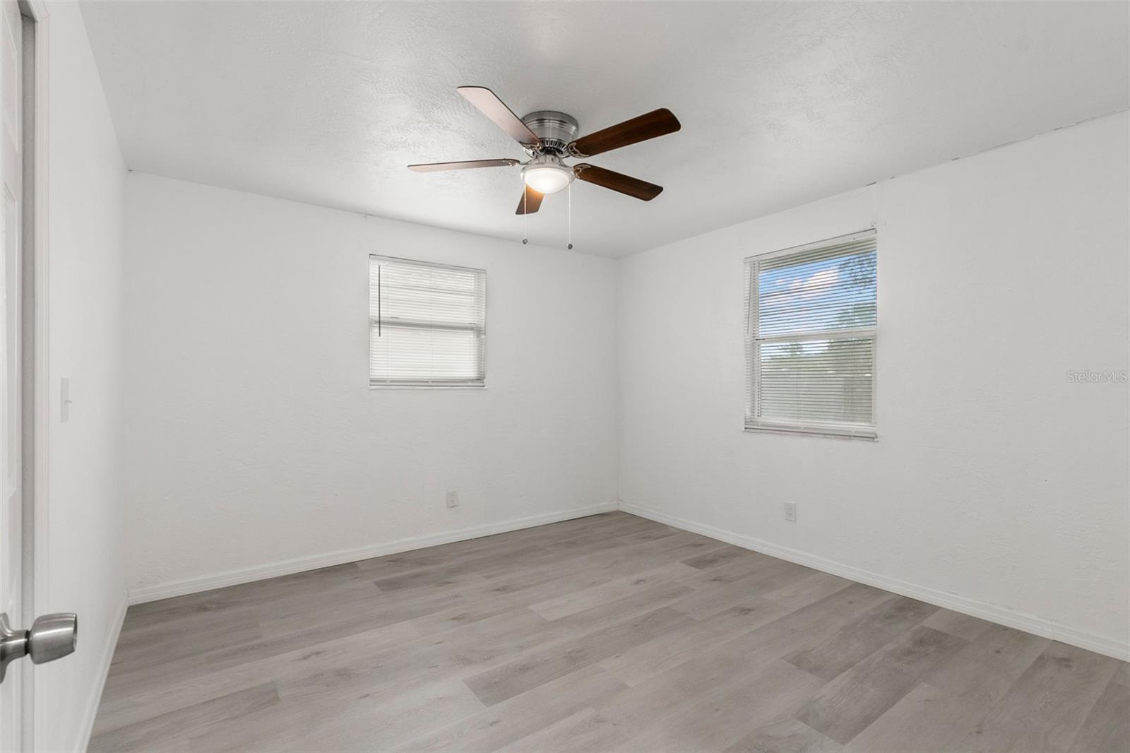 Image 21 of 26 For 1908 43rd Street S