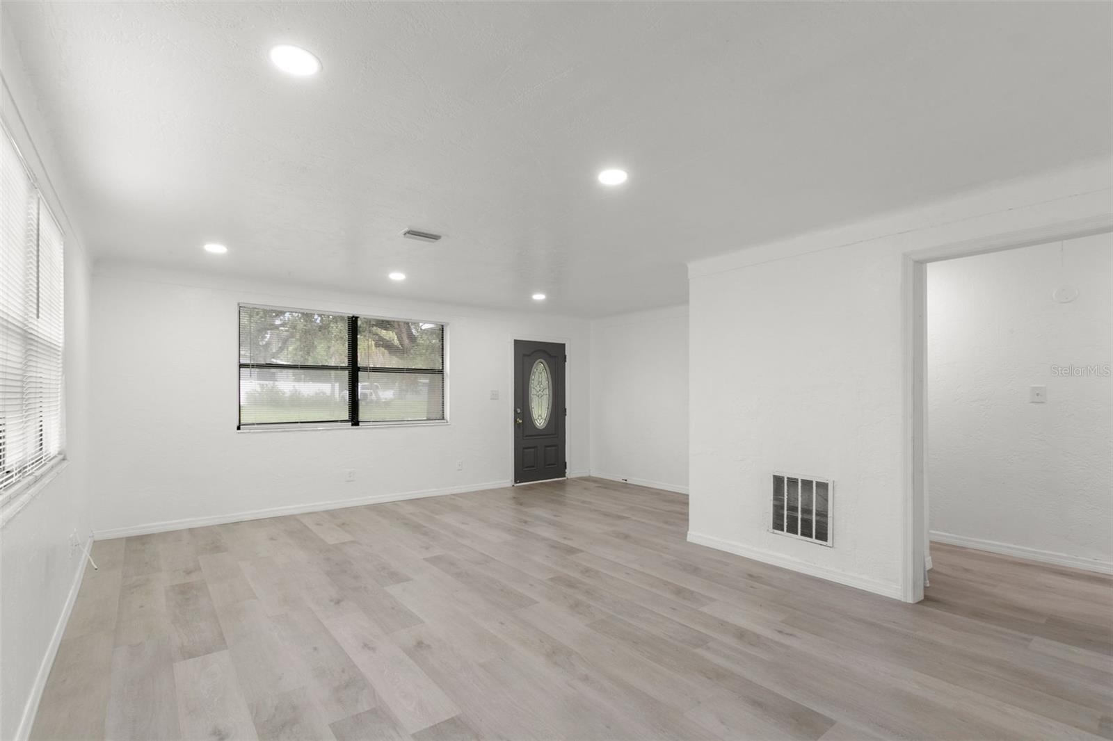 Image 9 of 26 For 1908 43rd Street S